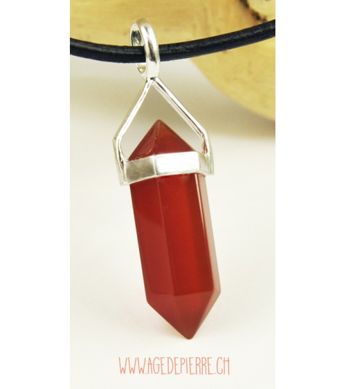 Cornaline pointe petite en pendentif monté en argent