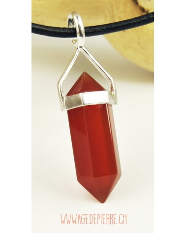 Cornaline pointe petite en pendentif monté en argent