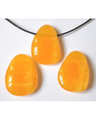 Calcite orange grand pendentif galet percé
