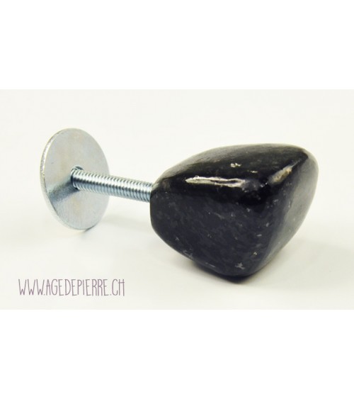 Bouton de meuble en nuumite