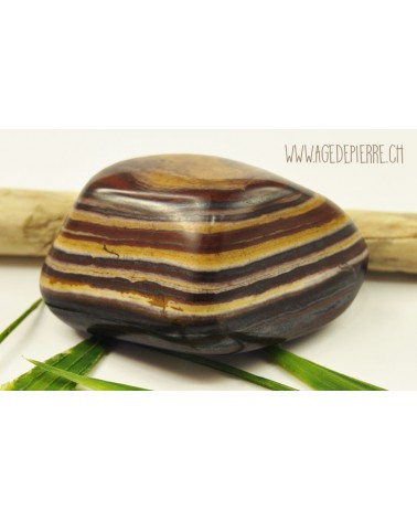 Jaspe avec hématite galet rond
