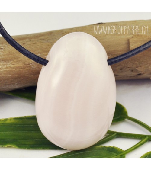 Pendentif manganocalcite galet percé