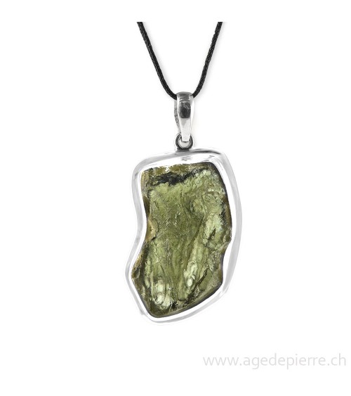Moldavite brute  sertie en Bijoux