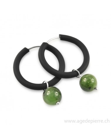 Boucles d'oreilles arc-en-ciel en caoutchouc noir et jade néphrite