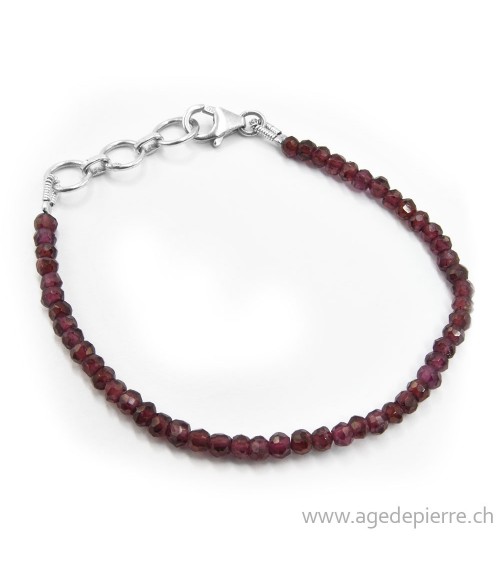 Bracelet en grenats rouge facettées avec perles de 3mm