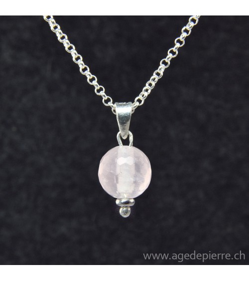 Pendentif sphère avec perle de quartz rose taillée à facette sur chainette en...