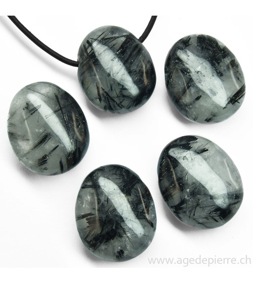 Quartz tourmaline pendentif pierre percée l'Âge de pierre Vevey