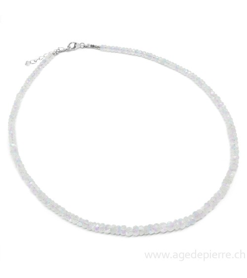 Collier en labradorite blanche avec fermoir en argent