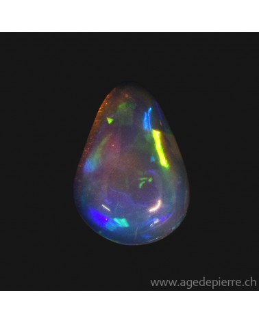 Opale welo, Ethiopie. Dimensions: 11,4/ 7,91/ 4,01mm