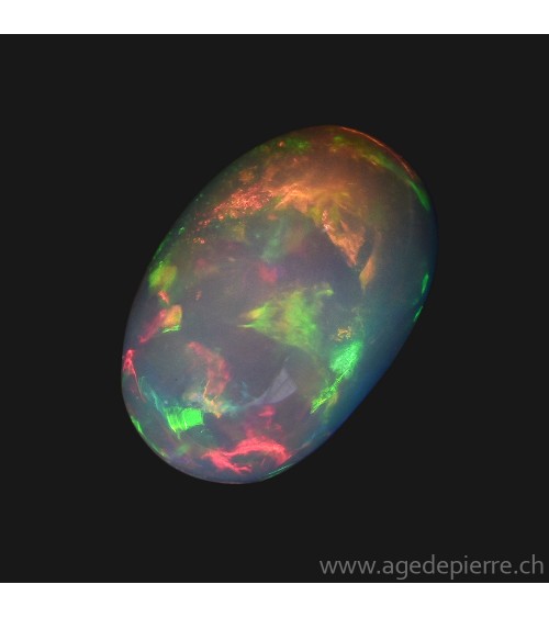 Opale welo, Ethiopie. Dimensions: 11 / 7,39 / 4,07 mm