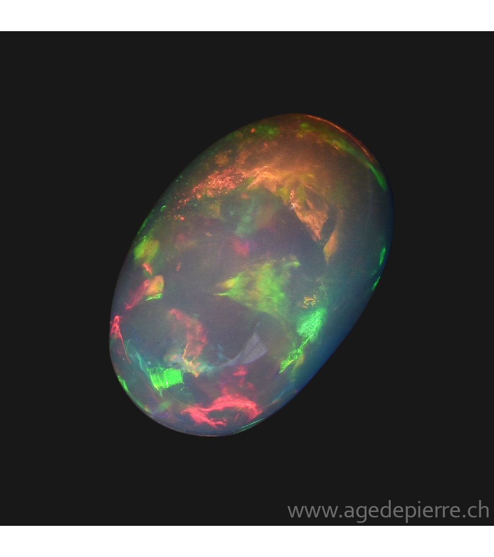 Opale welo, Ethiopie. Dimensions: 11 / 7,39 / 4,07 mm