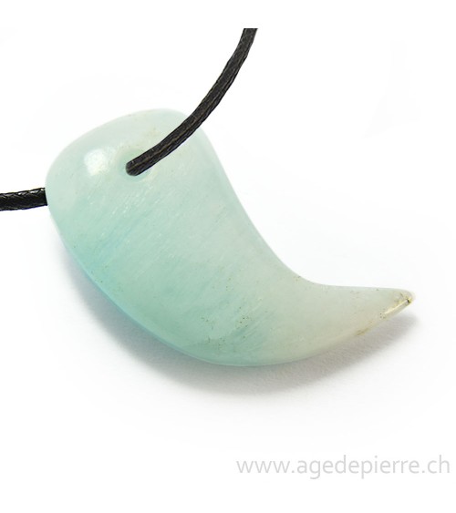 Aragonite bleue pierre percée