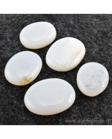 Manganocalcite galet