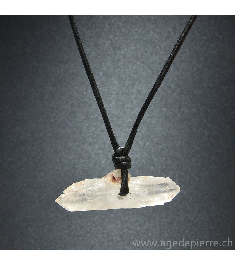 Cristal de roche brut monté en pendentif