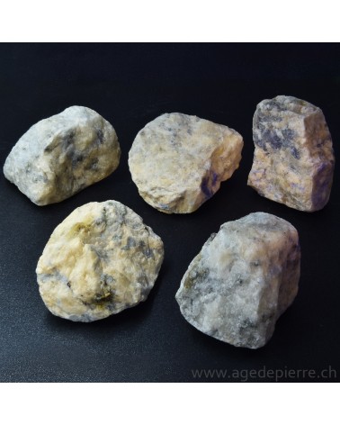 Scapolite brute l'Âge de pierre Vevey