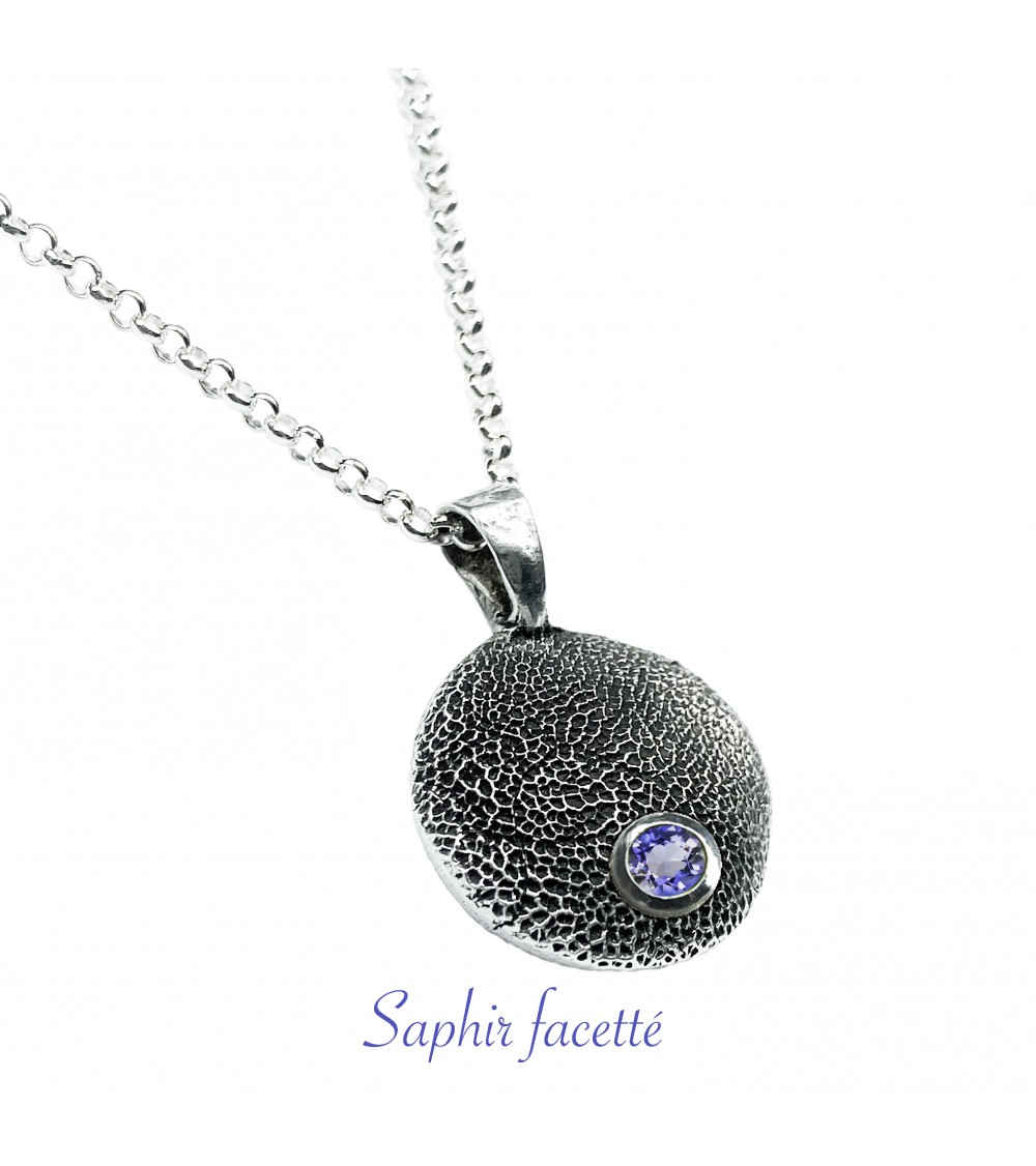 Saphir bleu facetté
