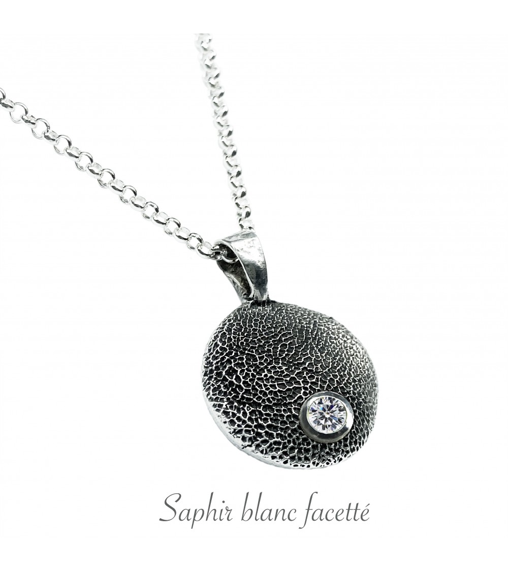 Saphir blanc facetté