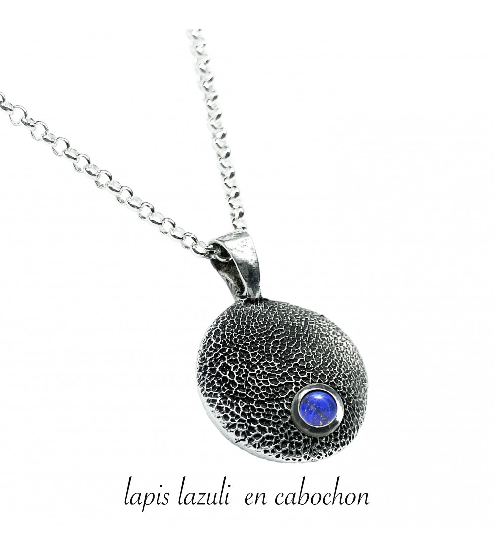 Lapis lazuli cabochon