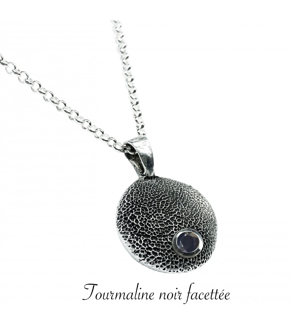 Tourmaline noir facettée