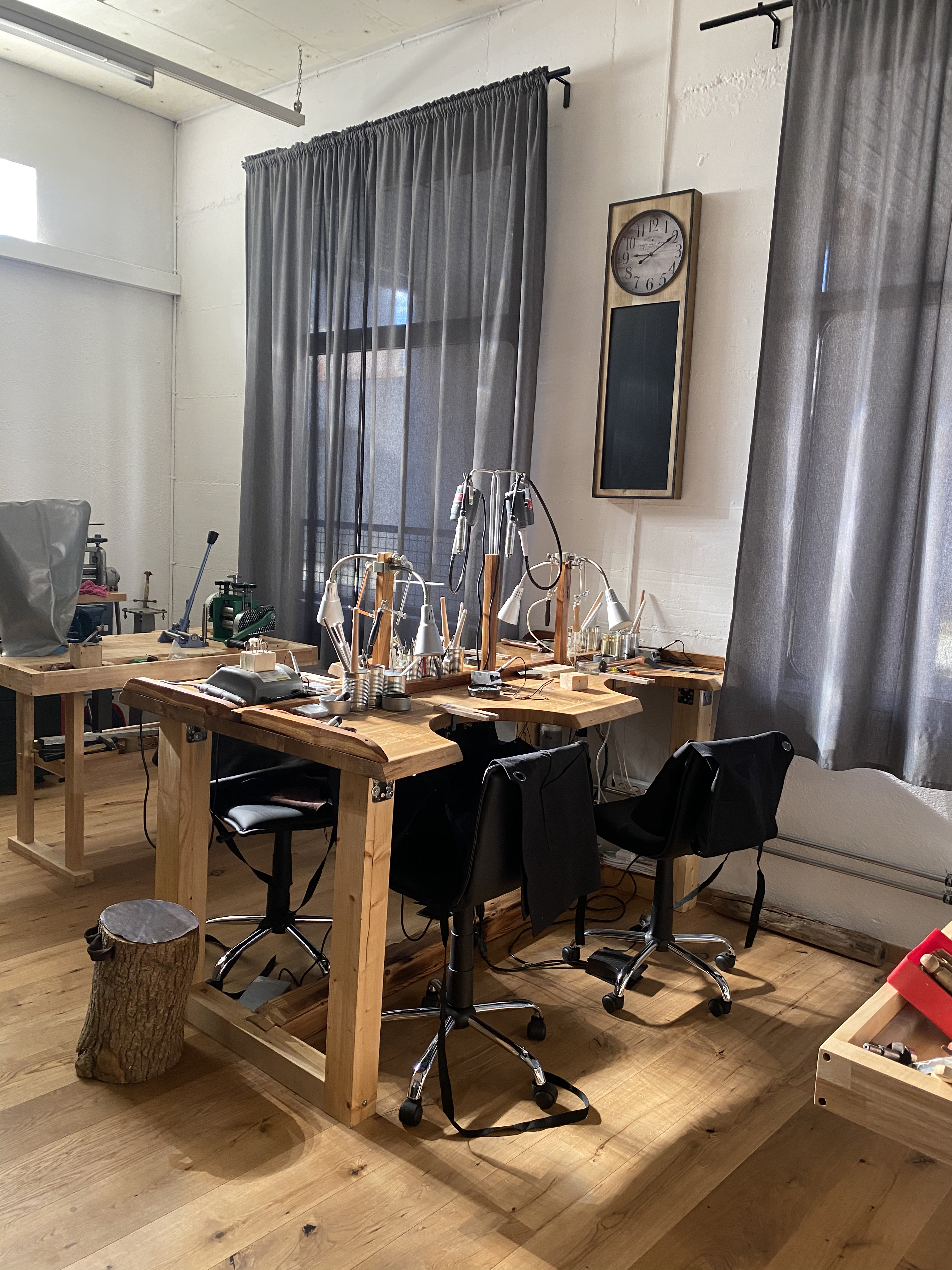 Les cours de bijouterie âge de pierre vevey